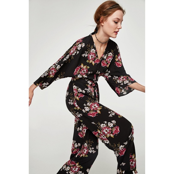 Zara - Floral Print Jumpsuit - XS - Picture 4 of 8